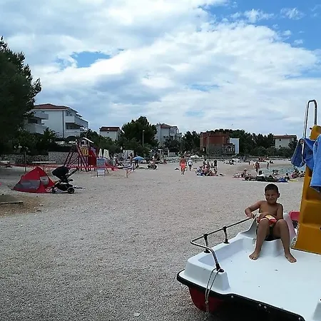 In Rogoznica With Terrace, Air Condition, Wifi, Washing Machine 公寓 罗戈兹尼察