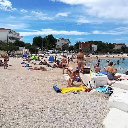 In Rogoznica With Terrace, Air Condition, Wifi, Washing Machine 公寓