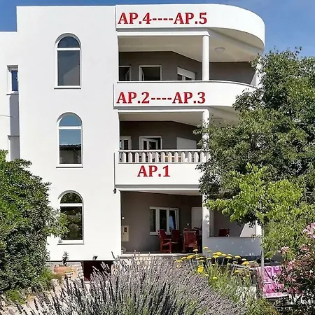 In Rogoznica With Terrace, Air Condition, Wifi, Washing Machine